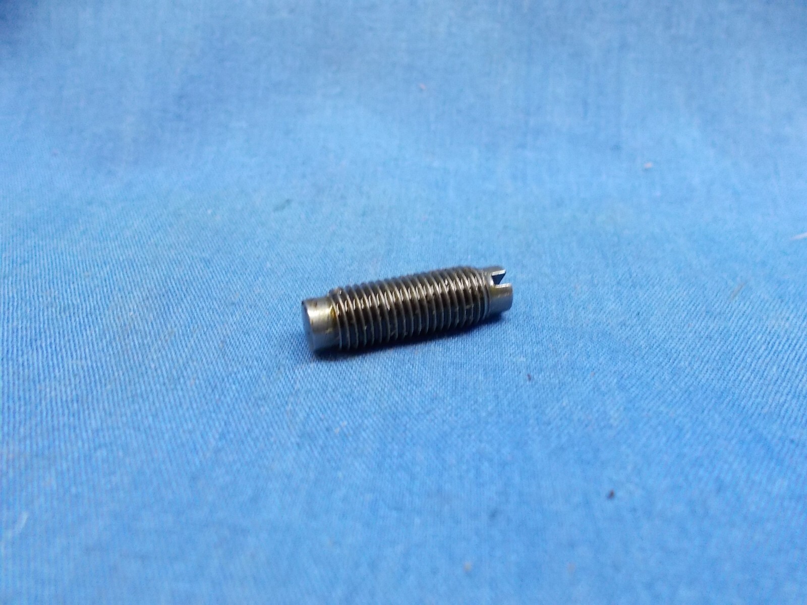 Kawasaki 92013-009. OEM Rocker Arm Adjusting Screw. Fits Multiple Applications.