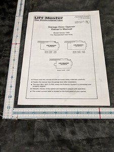 Lift-master Garage Door Opener  Owners Manual Model Series 1200