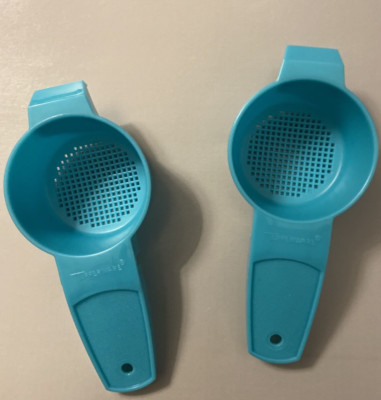 2 x Tupperware Mini Tea Time Strainer Gadgets Sifters Aqua New
