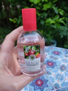 Parfum Eau De Toilette Fraise Mara Des Bois Yves Rocher Spray 100 Ml