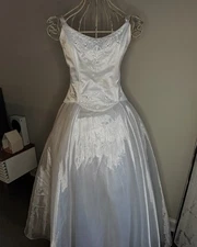 ASPEED wedding gown size 4 basque waist corset-look floor length a-line shiny