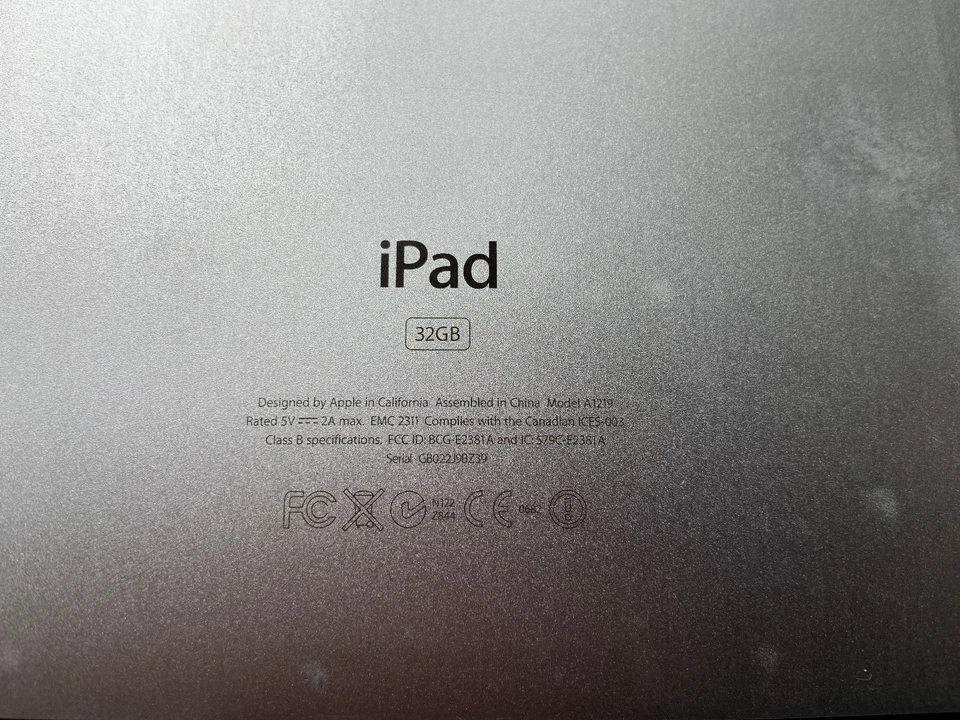 Apple iPad 1 · 32GB · Wi-Fi, Foto 4 von 5