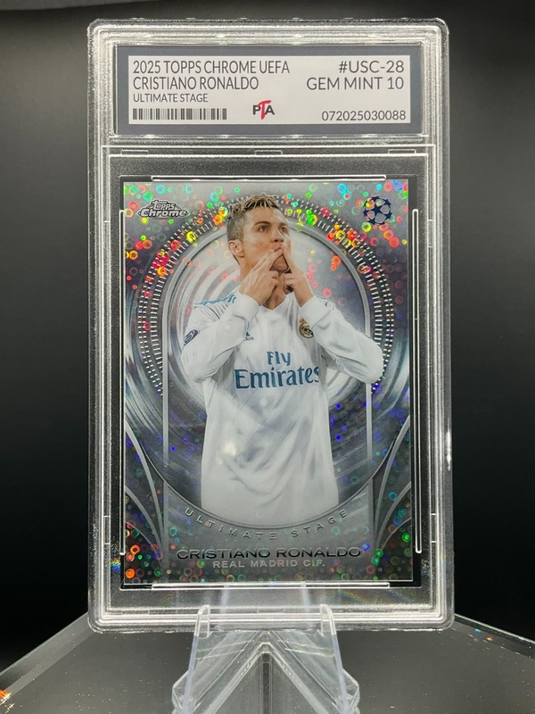 2025 Topps Chrome Cristiano Ronaldo ULTIMATE STAGE WORLD CUP ~GEM MINT PTA 10🔥