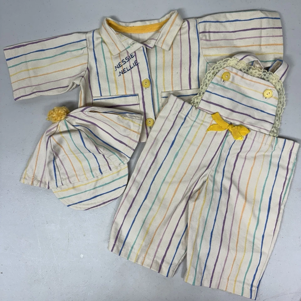 Lote De Colección Talla CPK Muñeca Ropa Zapatos Camisas Vestido PJ’s Trajes Muchos Caseros Foto 4 de 4