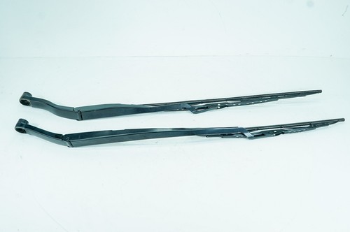 13-17 Cadillac XTS OEM Front Left & Right Windshield Wiper Arms 5104 - Picture 2 of 16