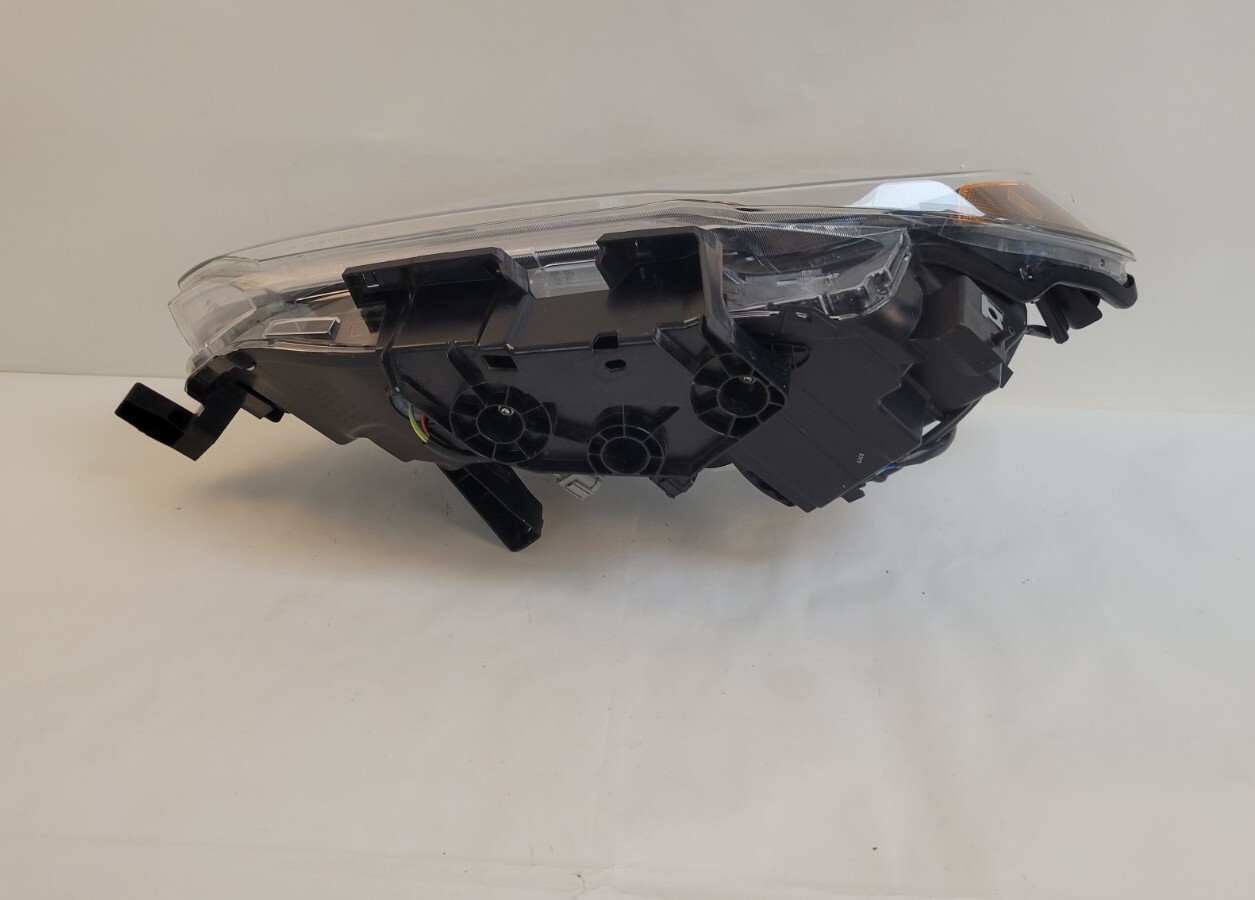 2017 2018 Nissan Rogue OEM Left Driver Halogen Headlight for sale 