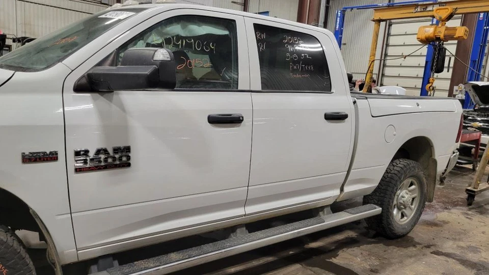 09 - 24 道奇 RAM 3500 交流电压缩机 E714184 — 第 2/4 张图片