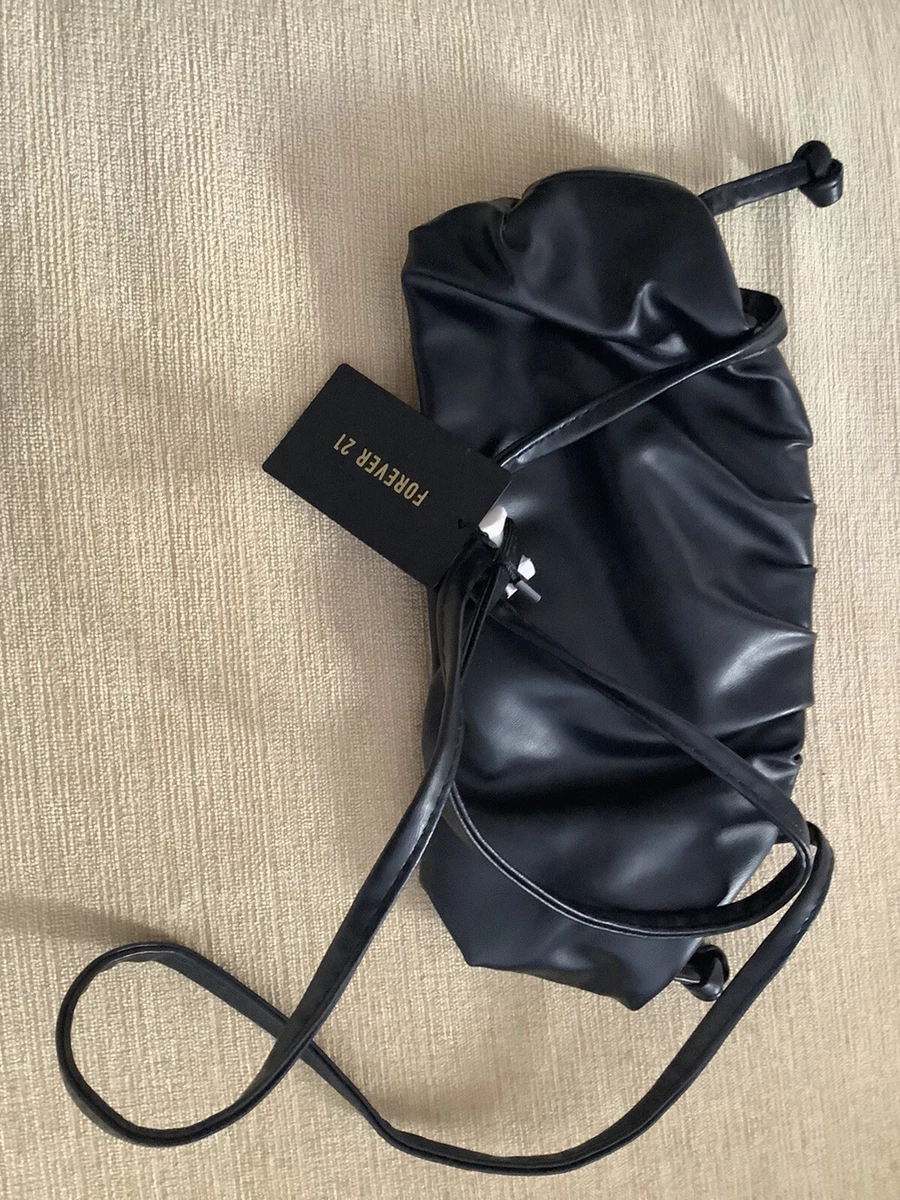 Forever 21 sales black bag