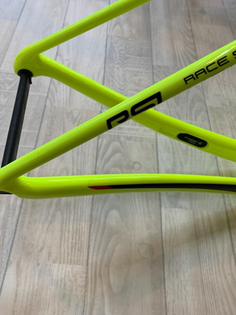 TREK エモンダSLR P1リミテッド フレームフォークSET TREK エモンダSLR P1リミテッド フレームフォークSET