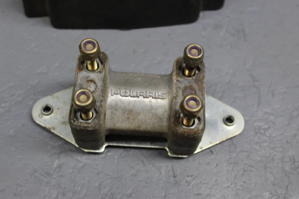 Polaris Magnum 425 1995 manillar almohadilla y abrazadera Foto 4 de 4