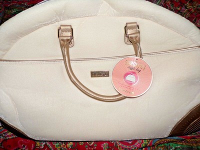 chic duffle bag