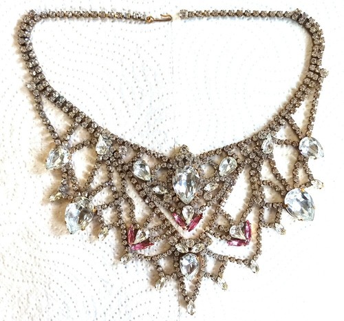SALE Vintage Huge Rhinestone Necklace - FREE SHIPPING - 第 1/2 張圖片
