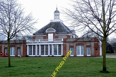 Foto A2 Serpentine Gallery Kensington\/TQ2579 Hyde Park - am See c2013
