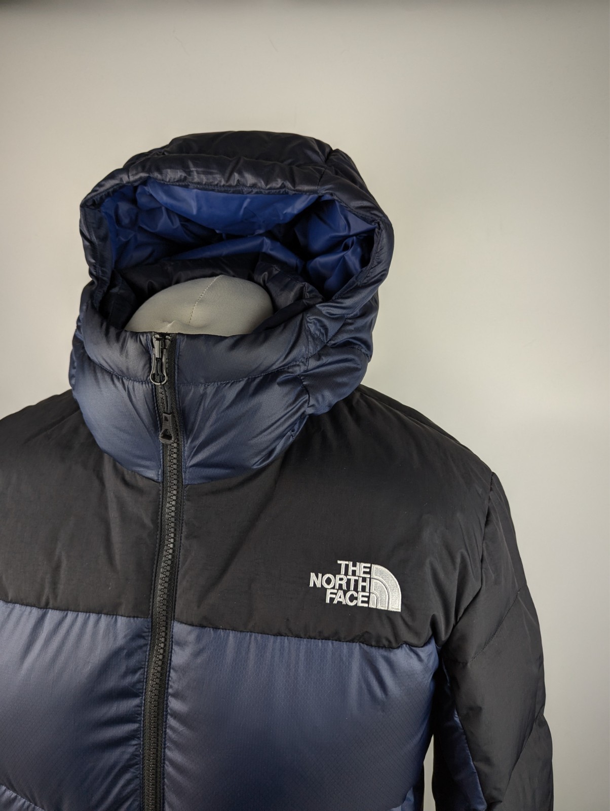 The North Face Mens Diablo 2.0 Down Jacket - Dark Blue / Black Size UK Small NEW image 2
