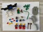 VTG LEGO lot Castle Lion Knights, Knight’s Oarsmen Pieces 6017, Shields, Weapons