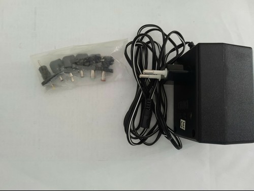 Alimentatore Universale 1.5 - 12 V cc - Foto 2 di 6