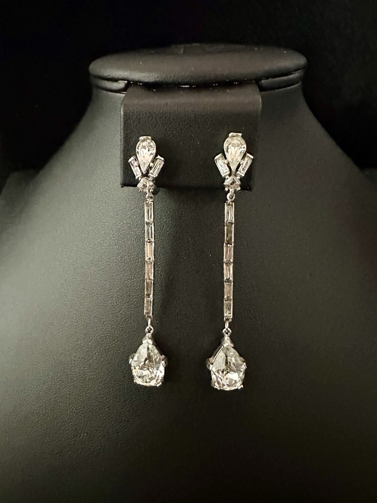 TRIFARI “String Bean” Drop Dangle Earrings Rhodiu… - image 5