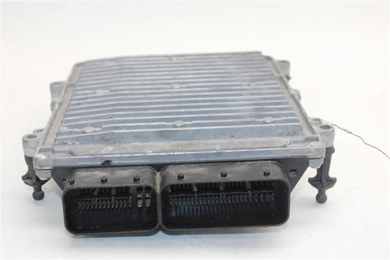 ORDENADOR ECU ECM G55 G550 G63 Gl350 Gl450 Gl550 GL63 AMG 13-15 1339583 Foto 2 de 4