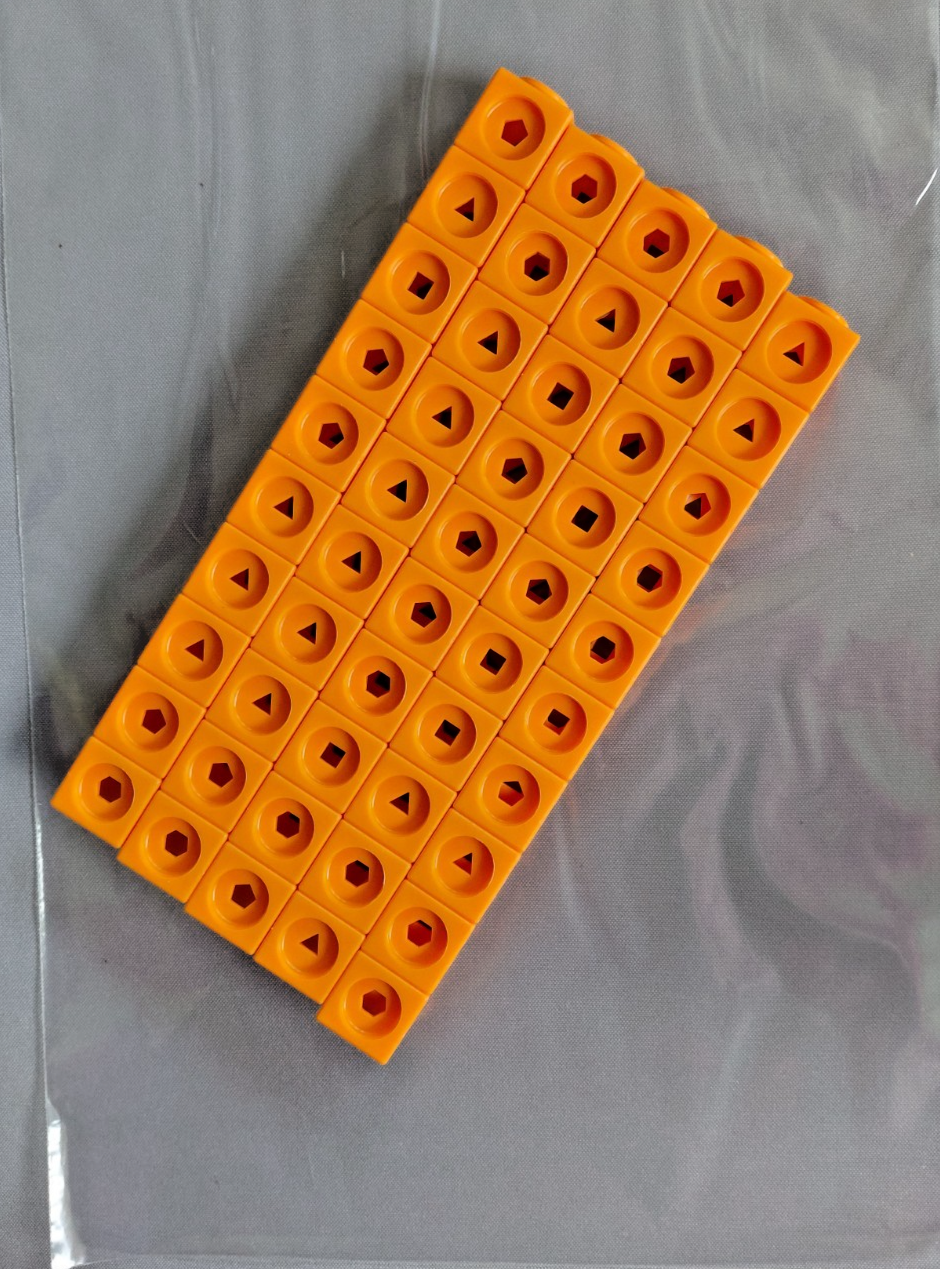 Maths Link Cubes New Pack of 50 bright orange  2cmx2cmx2cm To make Numberblocks