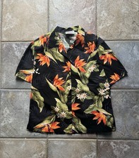 VTG Black Floral Print Made In Hawaii Aloha Button Up Tourist Shirt Medium 80s 