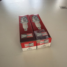 Champion 18 Rv15yc4 Copper Plus Spark Plugs Lot Of 2 New Sealed