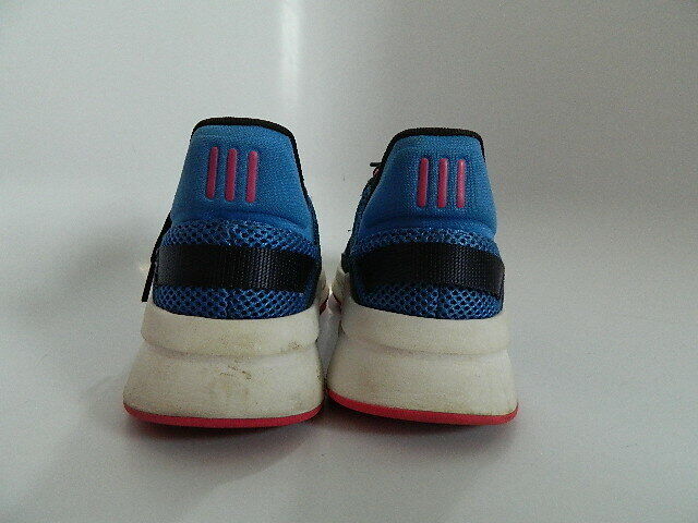 Bild 5 von 9
