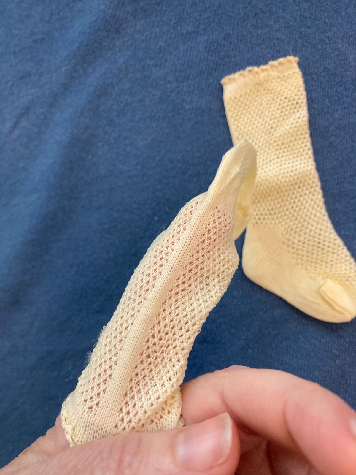 SAOLA Nuova bambola American Girl 18"" Samantha's Lawn Party CALZINI SOLO NUOVI CON SCATOLA crema pizzo perfetto come indicato