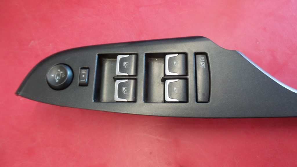 Driver Left Front Door Switch Driver's Window Fits 14-16 SRX