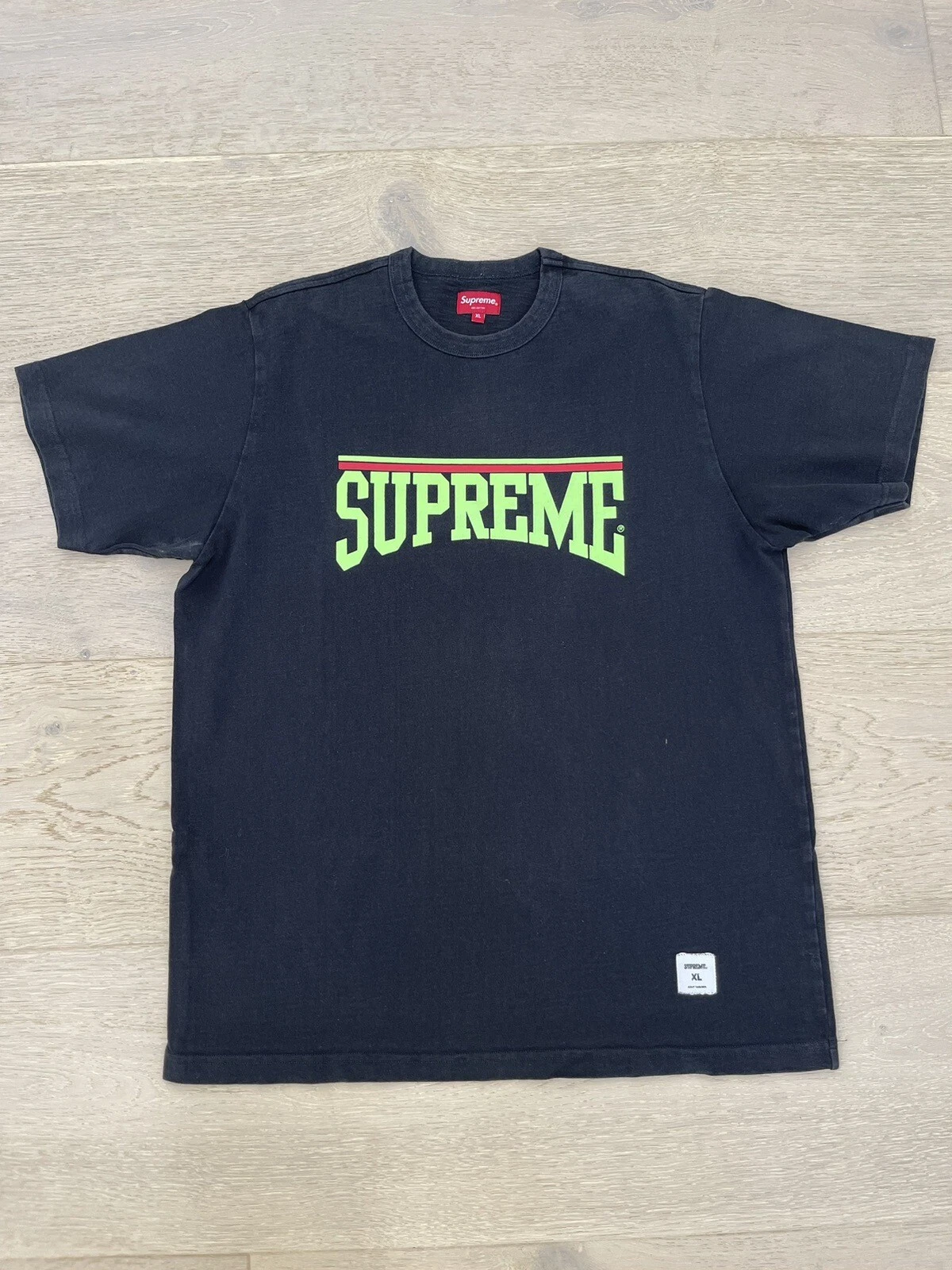 Supreme T shirt Taille XL Authentique