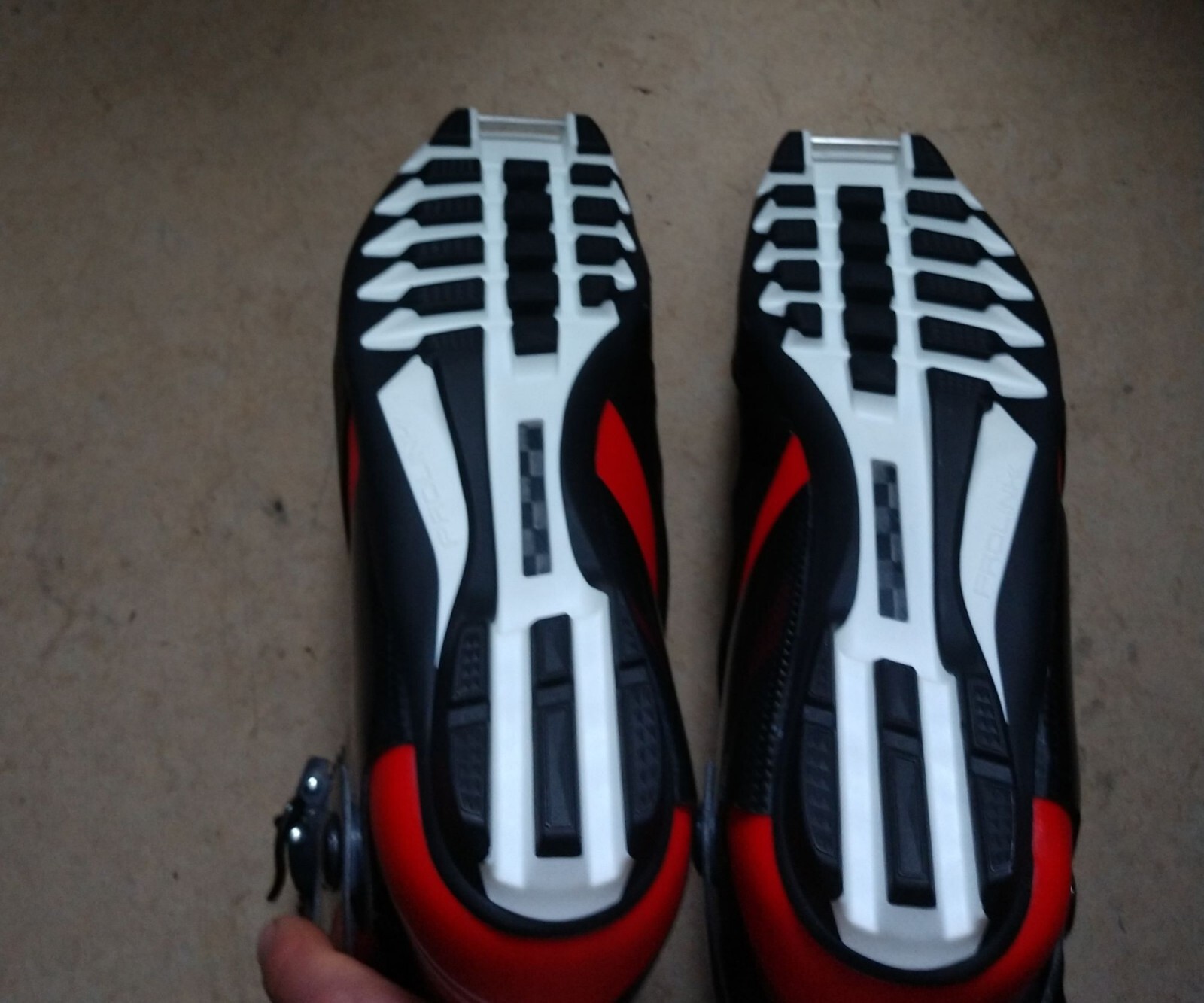 Scarponi da sci di fondo Botas Skate 42 42 5 27 5 cm carbonio NNN scarpe da sci di fondo Salomon