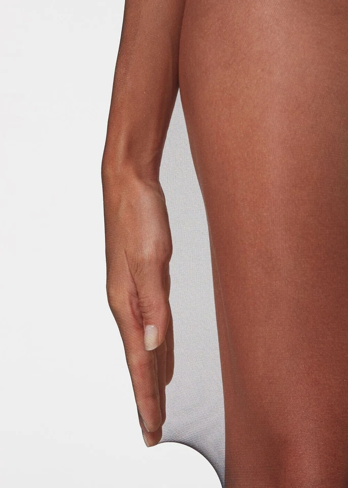 CALZEDONIA 20 DENIER PANTIMEDIAS ULTRA TRANSPARENTES TALLA 7/XXXL/NEGRAS Foto 4 de 4