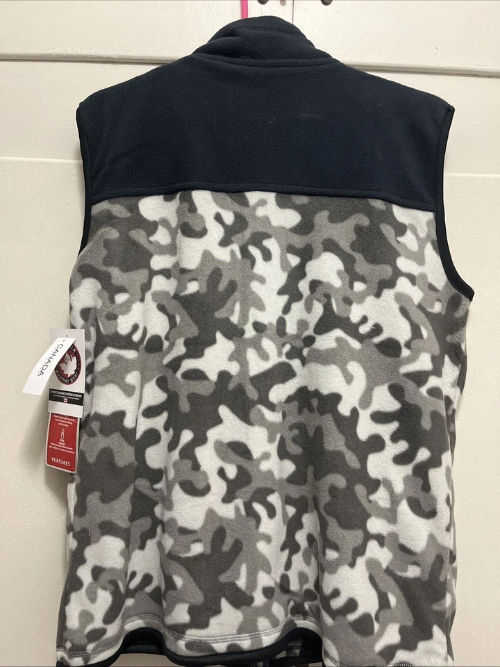 New Camo Canada  Vest w/Tags Size S/M Winter Layer | Outdoor Hiking  - Image 4 of 4