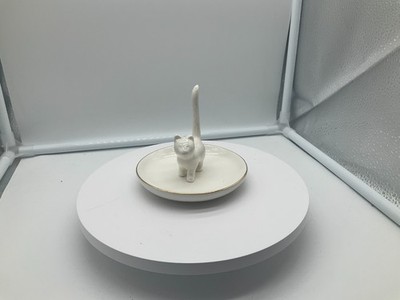 White Ceramic Cat Ring Holder Dish Gold Rim Jewelry Tray Gift NIB