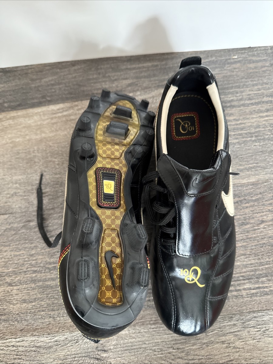 Nike Ronaldinho 10 サッカーシューズ Nike Launch New R10 Tiempo Legend 'Touch Of Gold' - SoccerBible