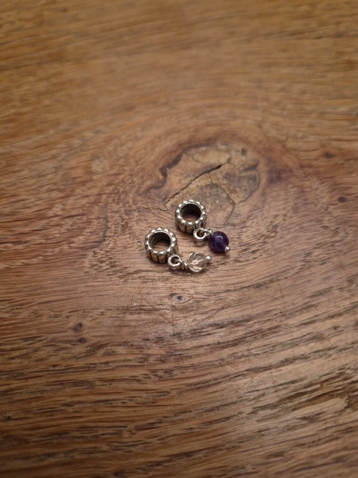 Zwei Pandora Sterling Silber Ale February Blue and White Sapphire Charm 790481