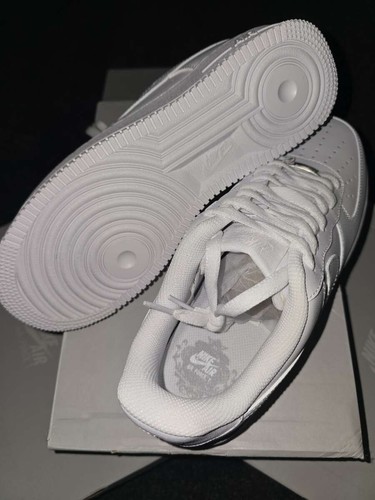 Multiple Sizes - Nike Air Force 1 Low '07 Triple White - NEXT DAY DELIVERY📦✅️ - Picture 4 of 7