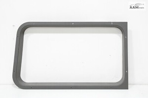 2022 VOLVO VNL860 D13 REAR LEFT LOWER WINDOW BEZEL SLEEPER 82662144 OEM