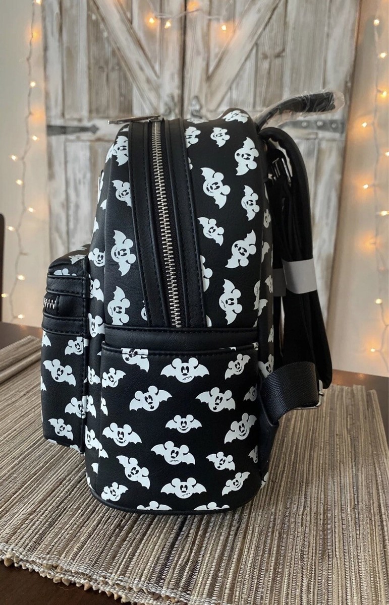 doughnut mini macaroon backpack Doughnut Macaroon Mini Backpack Review  The Pen Addict