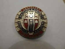 BOWLS ENAMEL PIN BADGE WATFORD & DISTRICT BOWLING ASS CENTENARY 1914-2014 #974