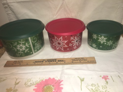 Tupperware New 3 Pc One Touch Canister Deep Green/red Snowflake 2-4-6 Cup Snacks - Picture 4 of 10