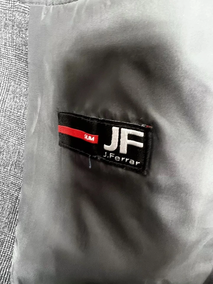 J Ferrar Blazer 42 44 L Plaid Gray Sport Coat Jacket 2 Button Tweed Men Slim EUC - Image 4 of 4