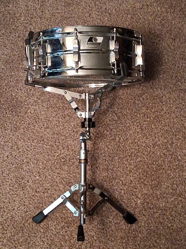 Vintage Ludwig 14" Snare Drum 5" Chrome Shell 80s USA w/Yamaha Stand! nice!