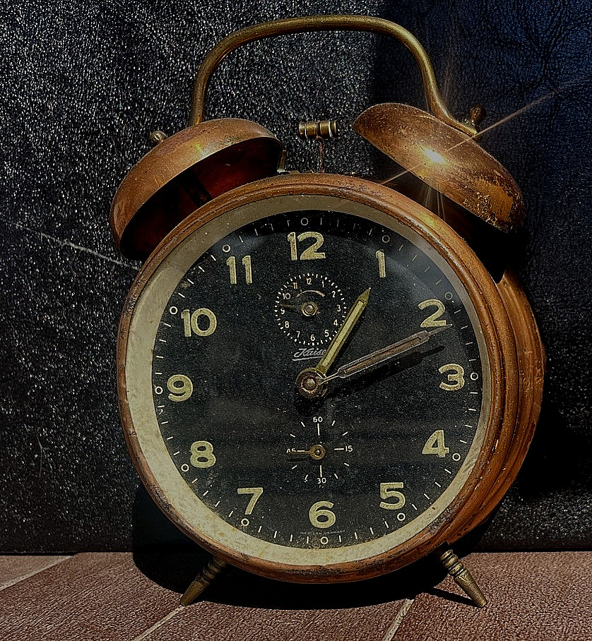 Vintage Kaiser German alarm clock brass case w/ two bells & hammered mechanism