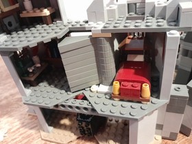 LEGO Monster Fighters: Vampyre Castle (9468)