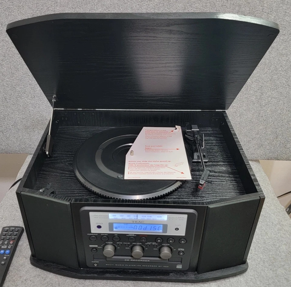 Teac GF-350 Multi Music Player / CD Recorder Burner Turntable Album Player AM/FM - Image 4 of 4