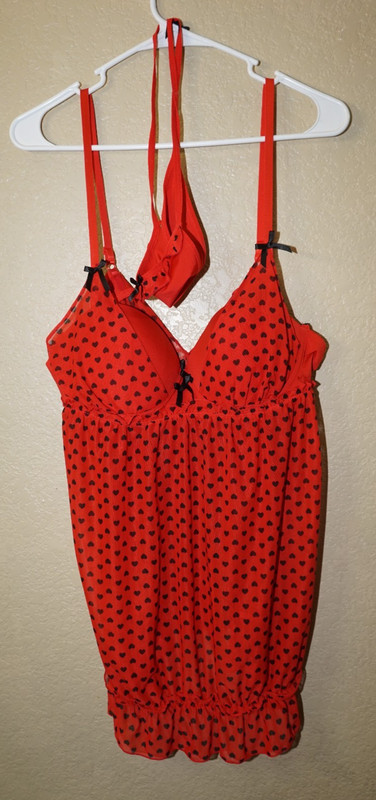 Per Lei XL red babydoll nightie with black heart and adj straps