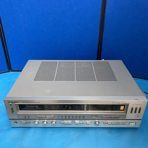 Vintage Technics FM/AM Stereo Receiver SA-828