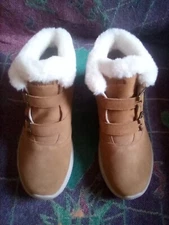 Skechers On The Go  Buckle Women's Boots Air Cool Goga Mat Size 11