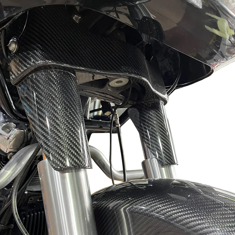 100% Carbon Fiber Upper Front Fork Cover for Harley 14-25 Street Glide FLTRXSE Foto 2 de 4