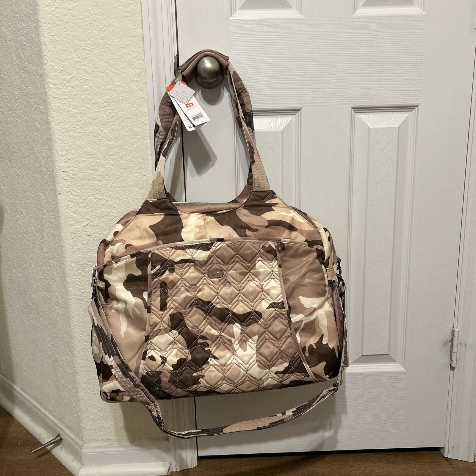 New LUG Pontoon Weekender Beige Camo Sand Tote Travel Bag/Tote Bag New With Tags